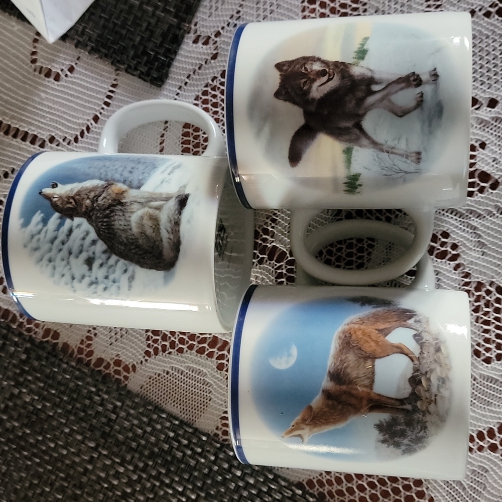 3 wolf mugs